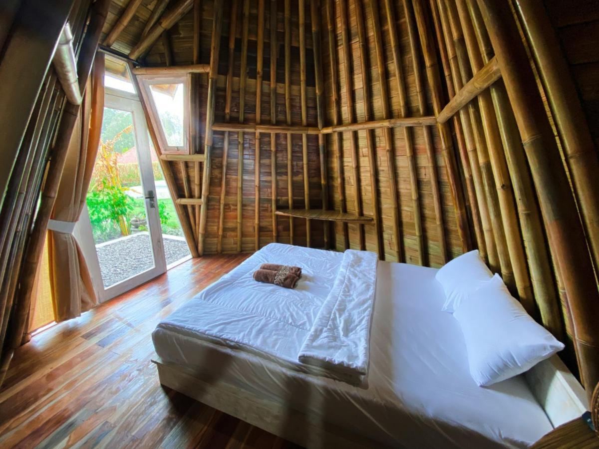 Отель Bamboo Mount Batur Кинтамани Экстерьер фото